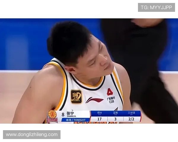 2016年CBA季后赛新疆队对阵上海队精彩回顾与赛况分析