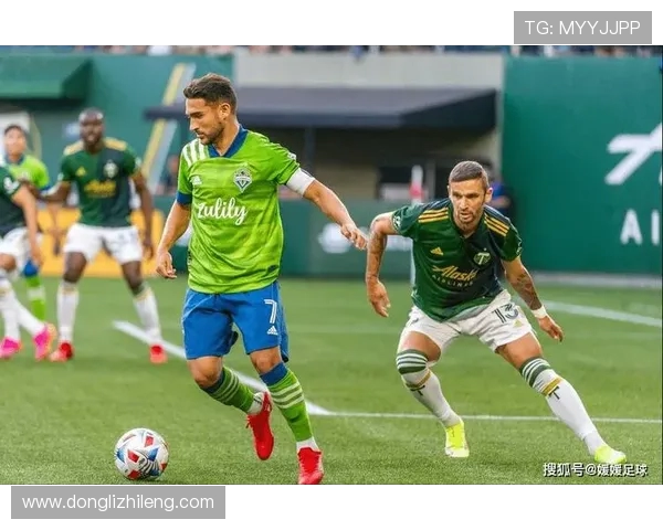 赞岐与德岛漩涡的激烈对决探讨足球战术与球队魅力